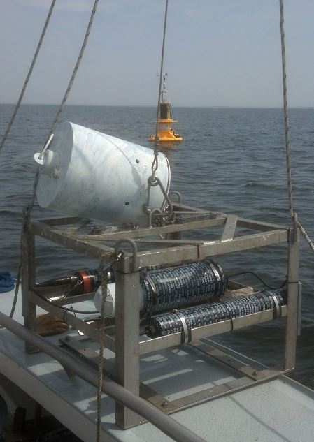 Gooses Reef bottom sensor ready to be deployed